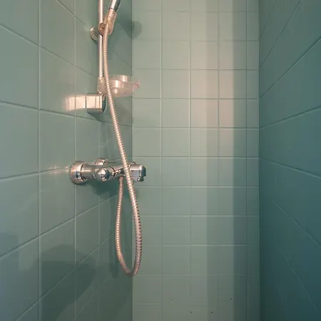 Centre 5 Mins A Pieds - Proche Parkings - Lit 160 Cm Daire