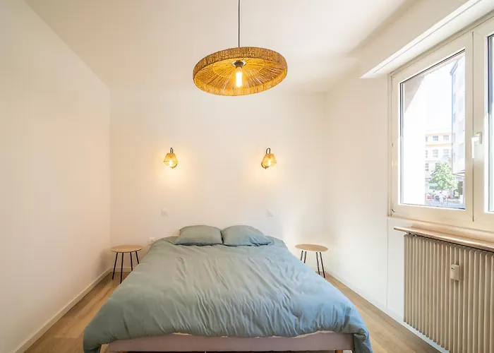 Centre 5 Mins A Pieds - Proche Parkings - Lit 160 Cm Colmar